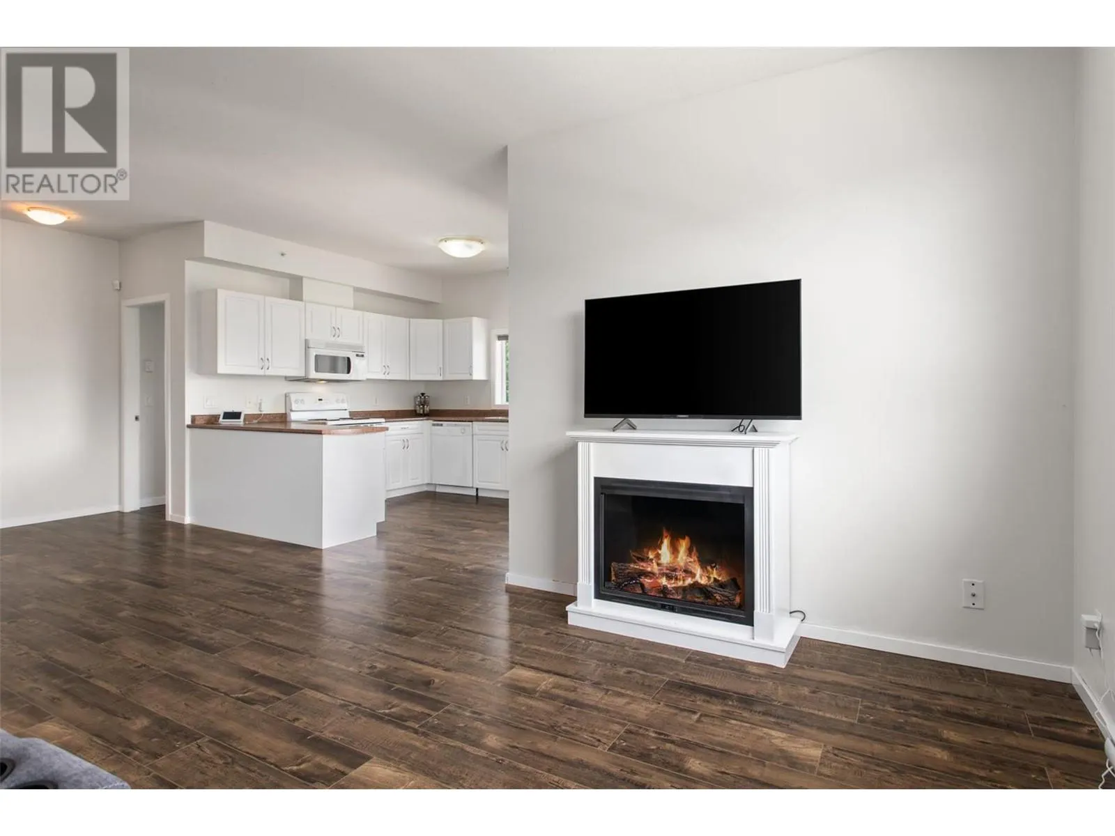778 Rutland Road N Unit# 413