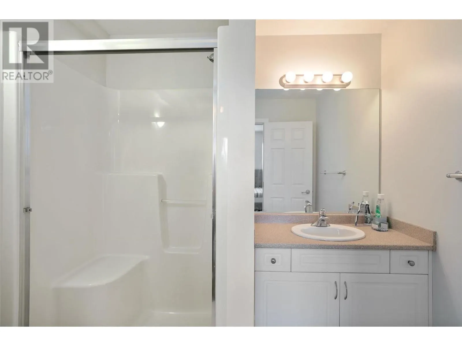 778 Rutland Road N Unit# 413