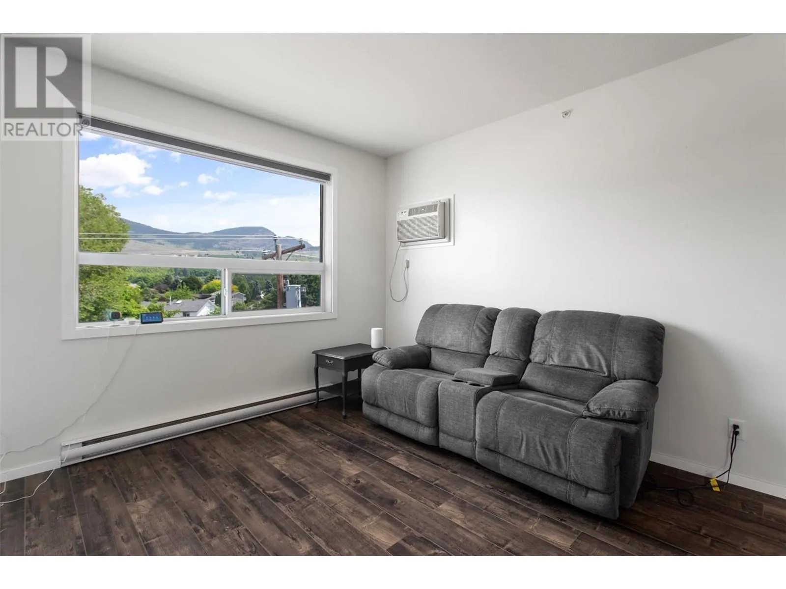 778 Rutland Road N Unit# 413