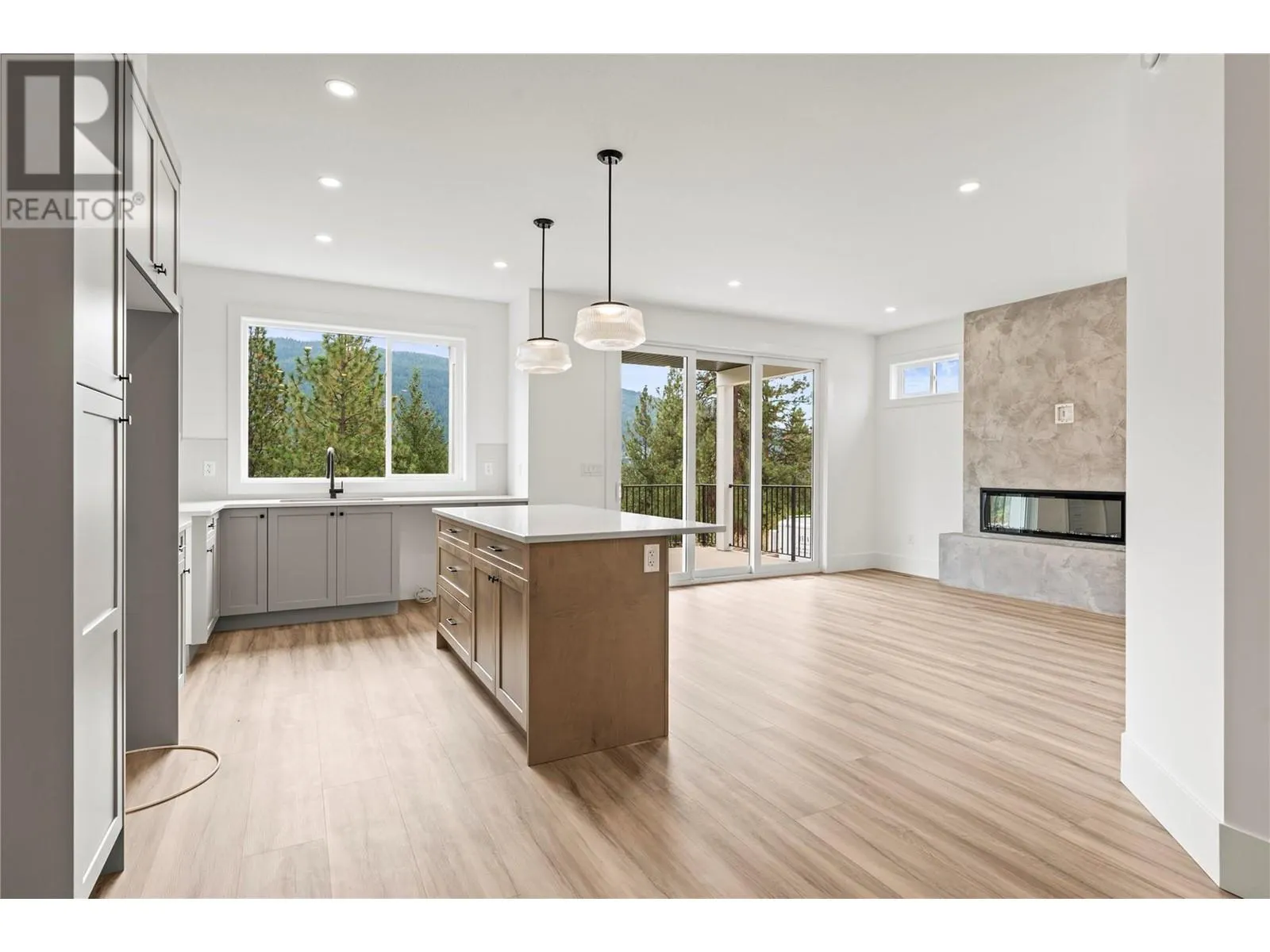 7077 Manning Place