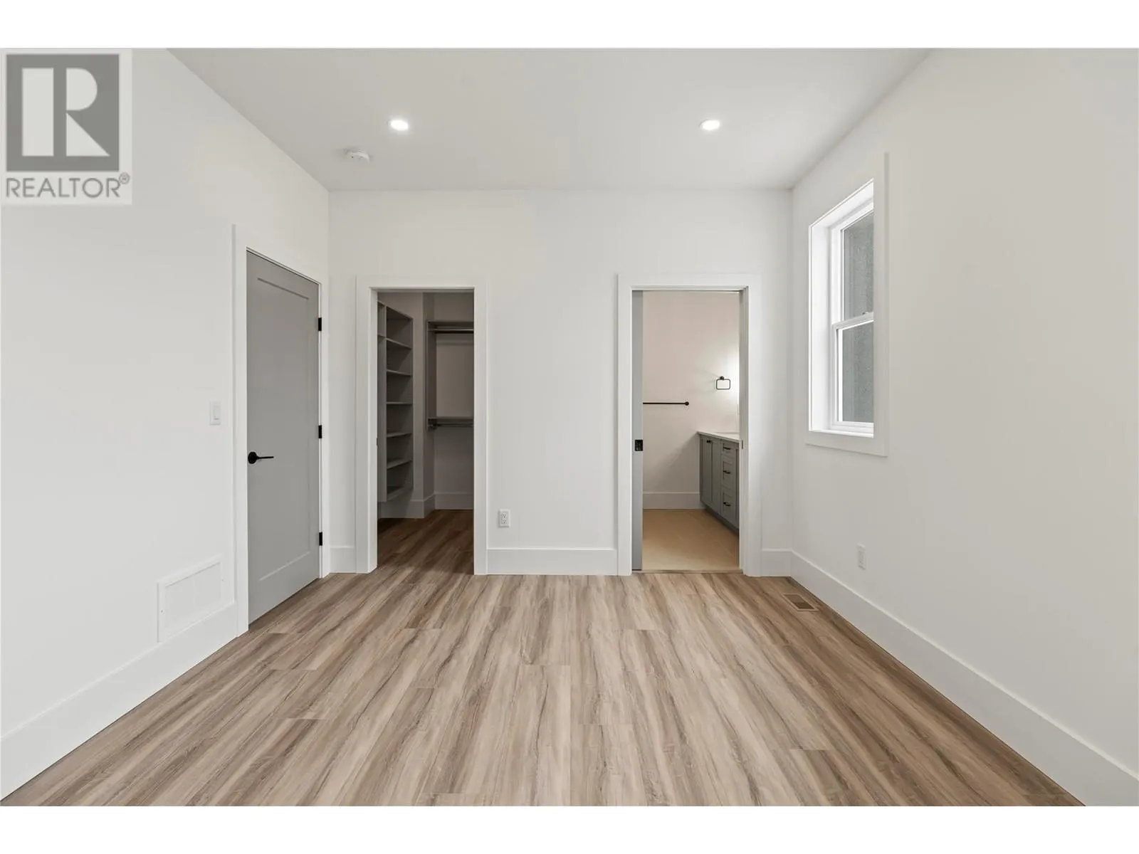 7077 Manning Place