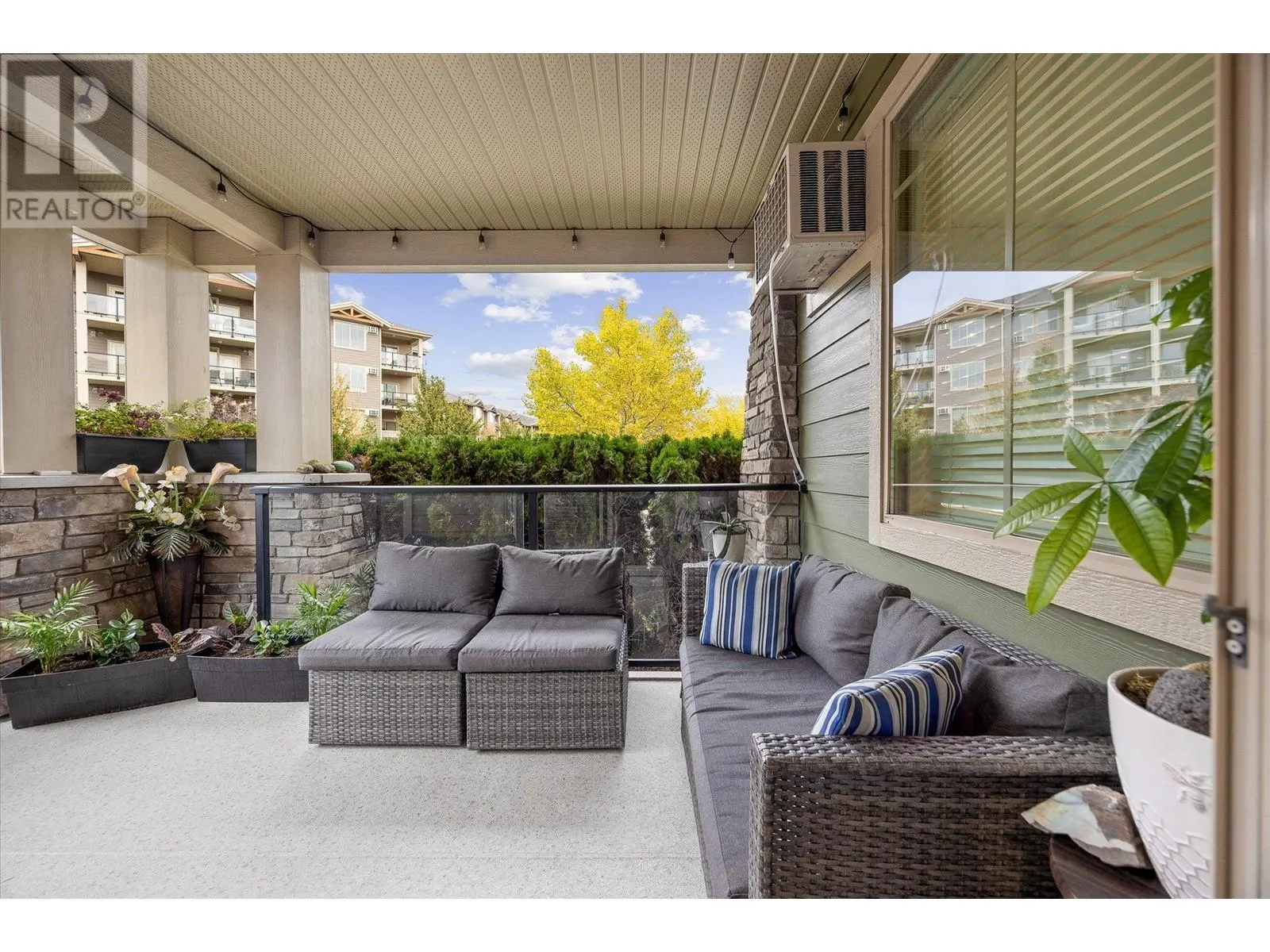 3739 Casorso Road Unit# 103