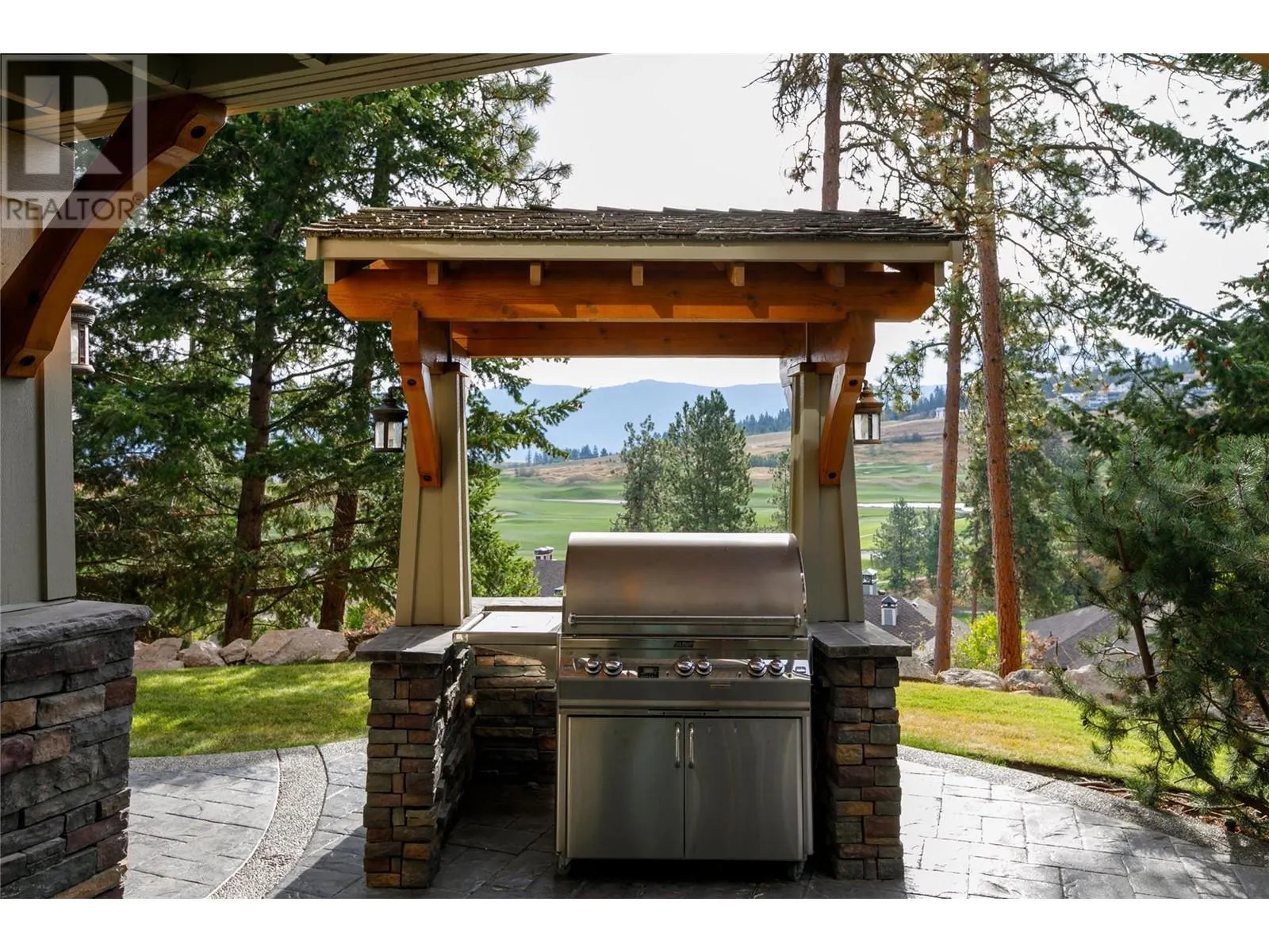 450 Niblick Court