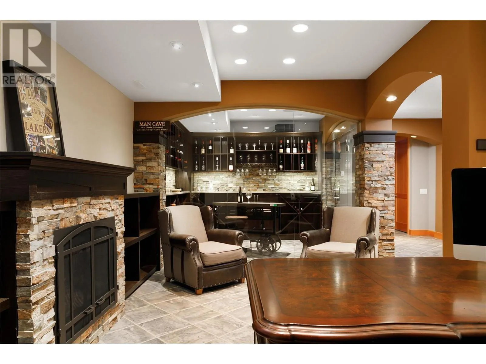 450 Niblick Court
