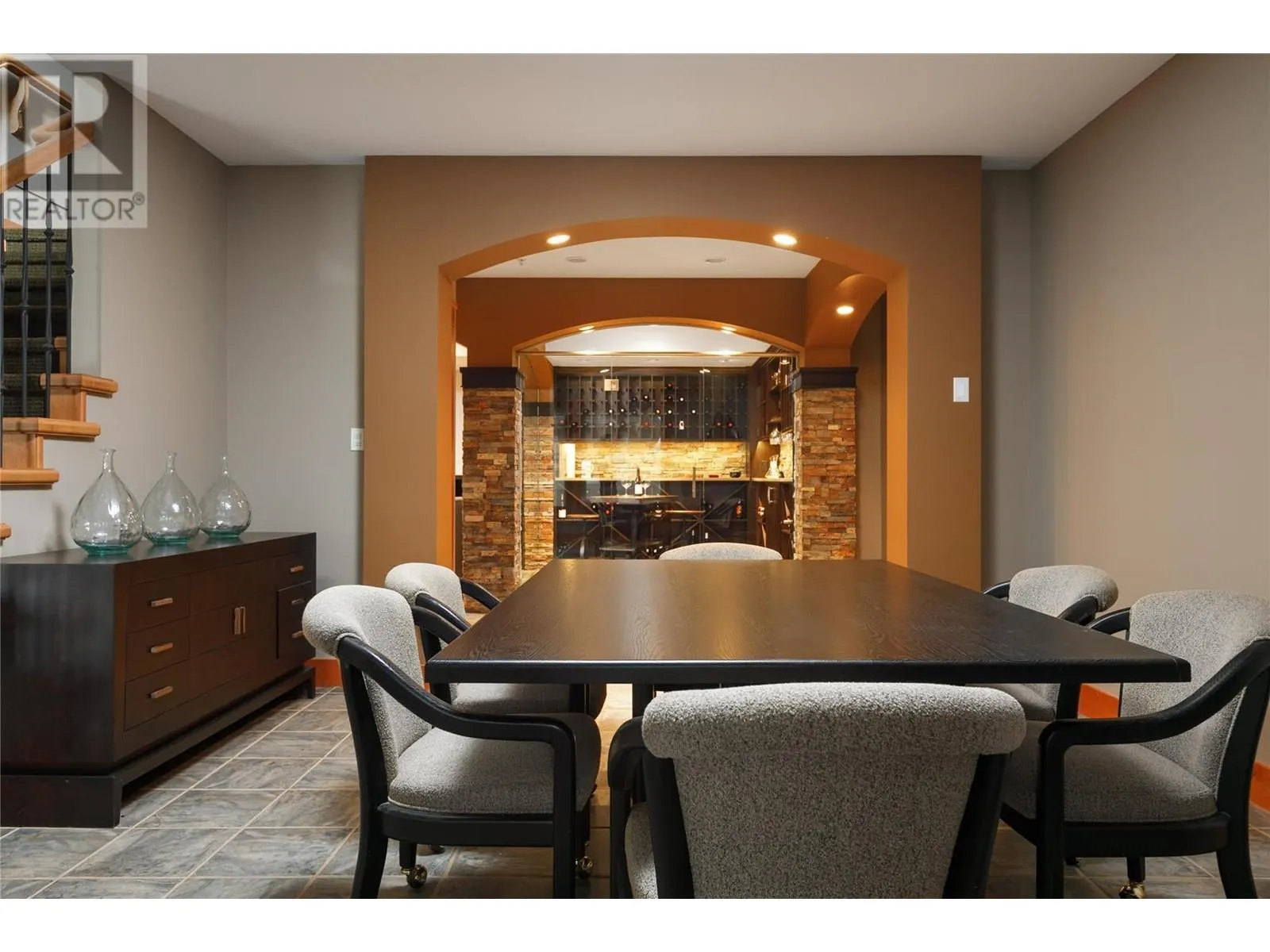 450 Niblick Court