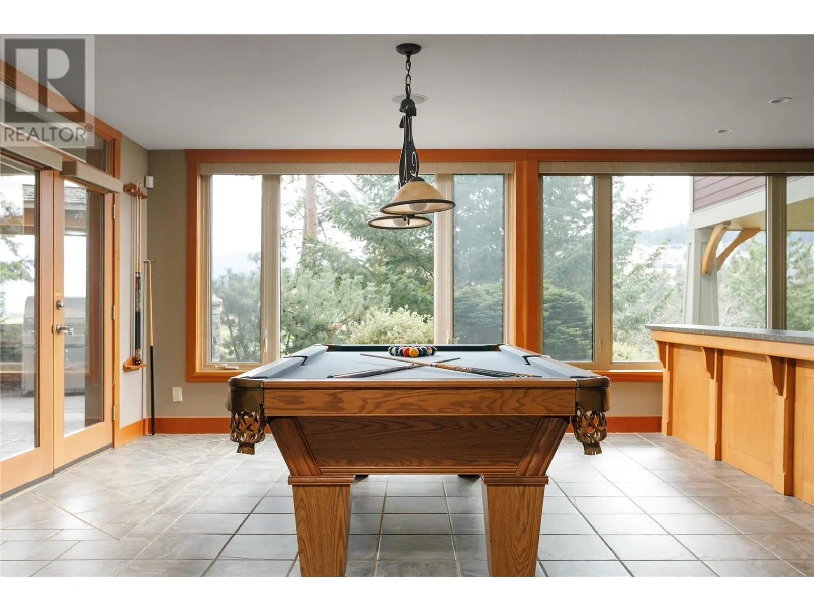 450 Niblick Court