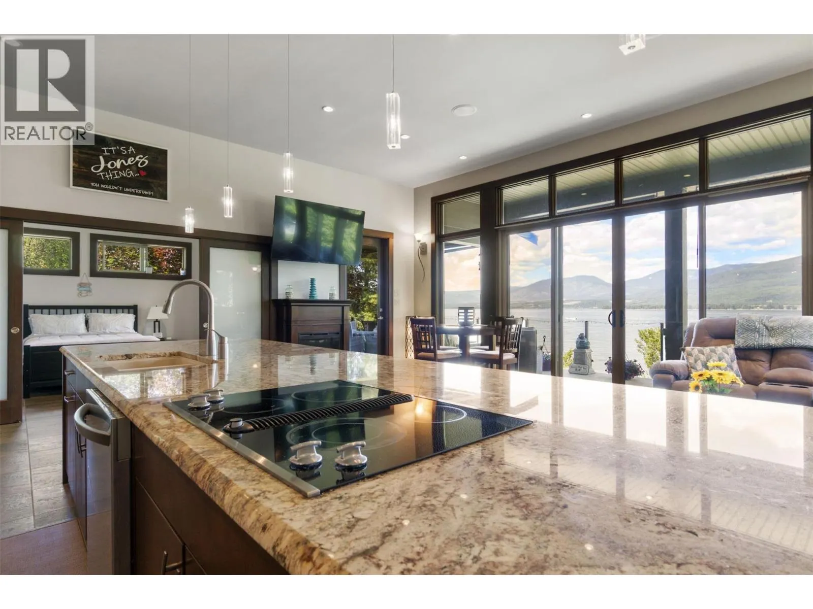 5581 Eagle Bay Road Unit# 8