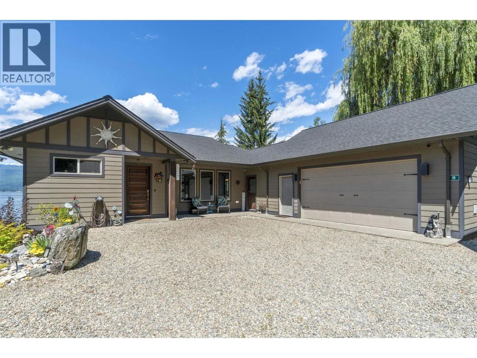 5581 Eagle Bay Road Unit# 8