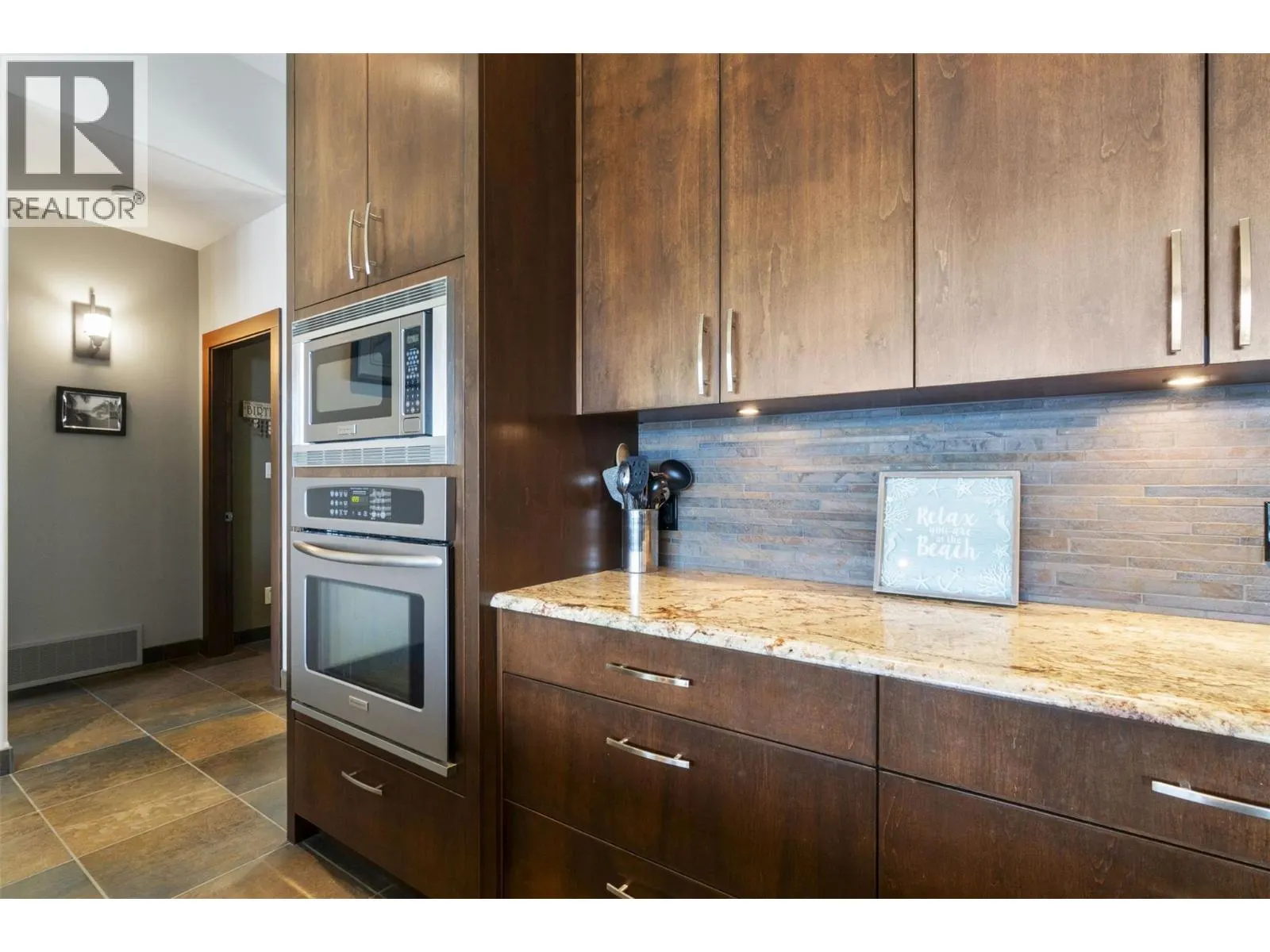 5581 Eagle Bay Road Unit# 8