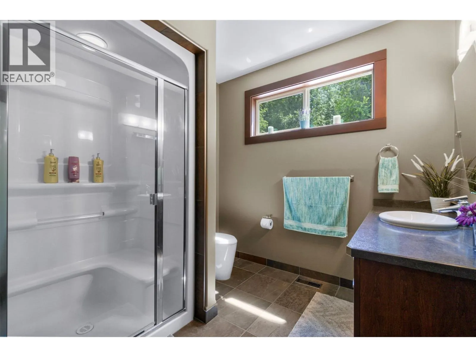 5581 Eagle Bay Road Unit# 8