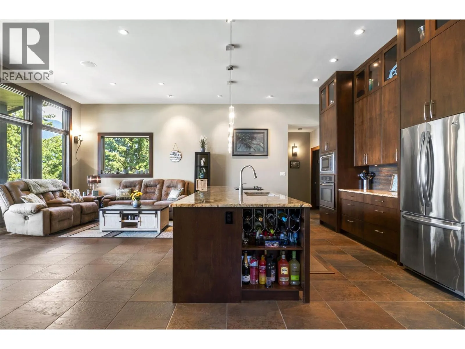 5581 Eagle Bay Road Unit# 8