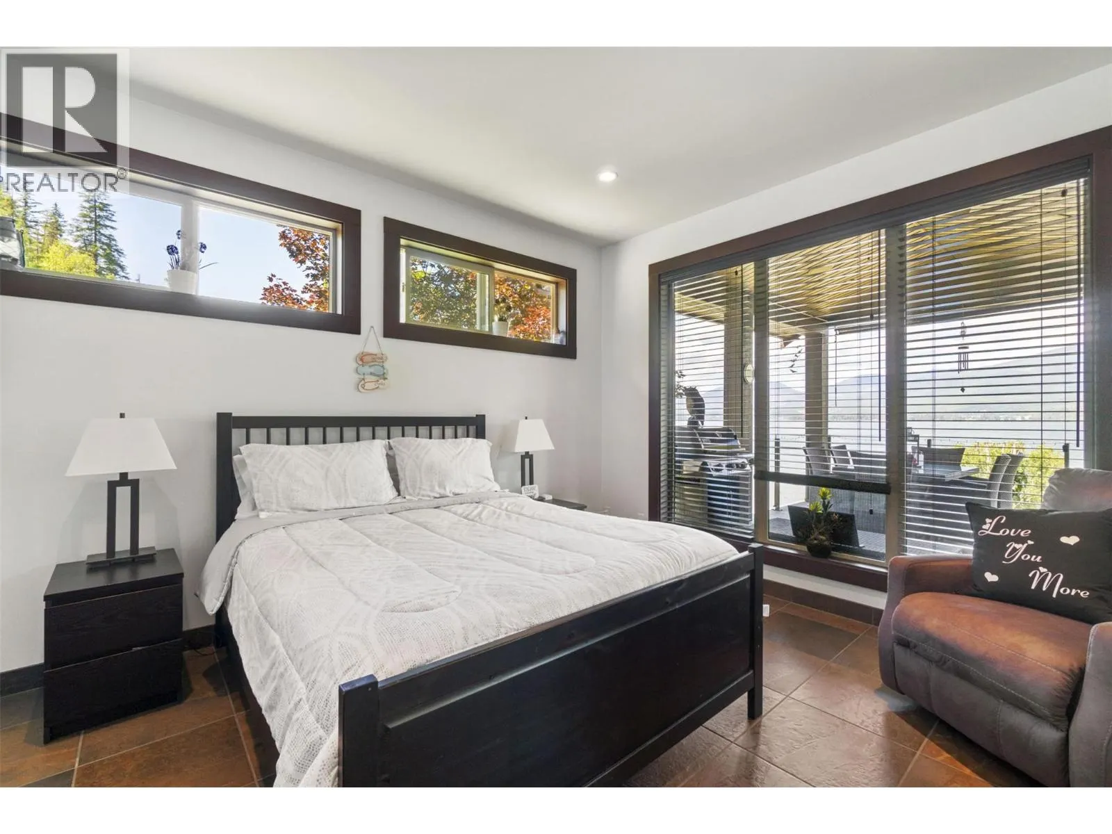 5581 Eagle Bay Road Unit# 8