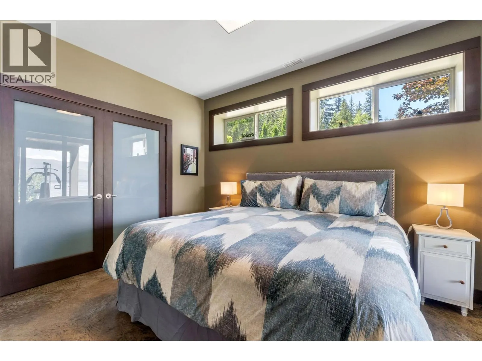 5581 Eagle Bay Road Unit# 8