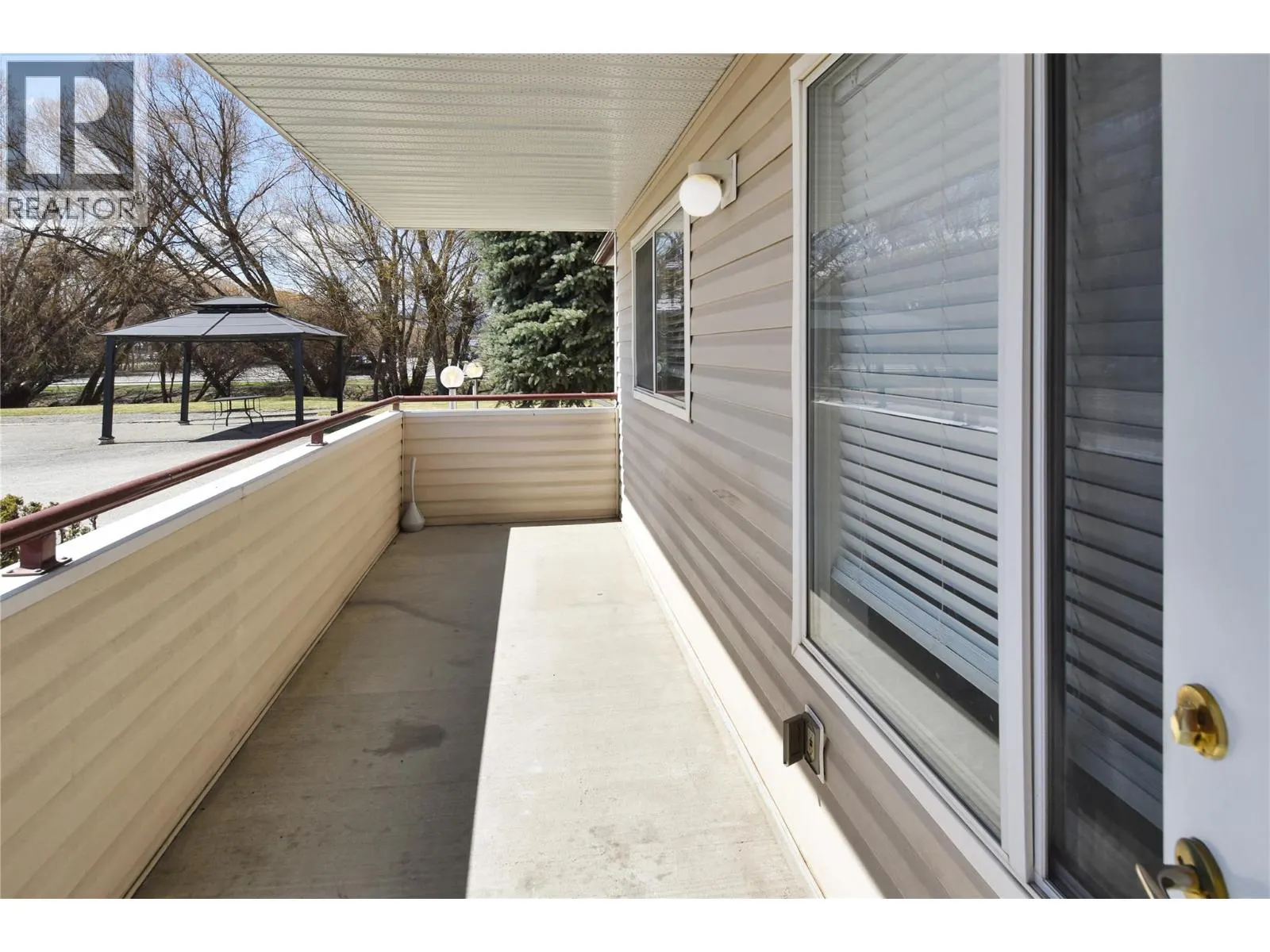 1201 Kokanee Drive N Unit# 106