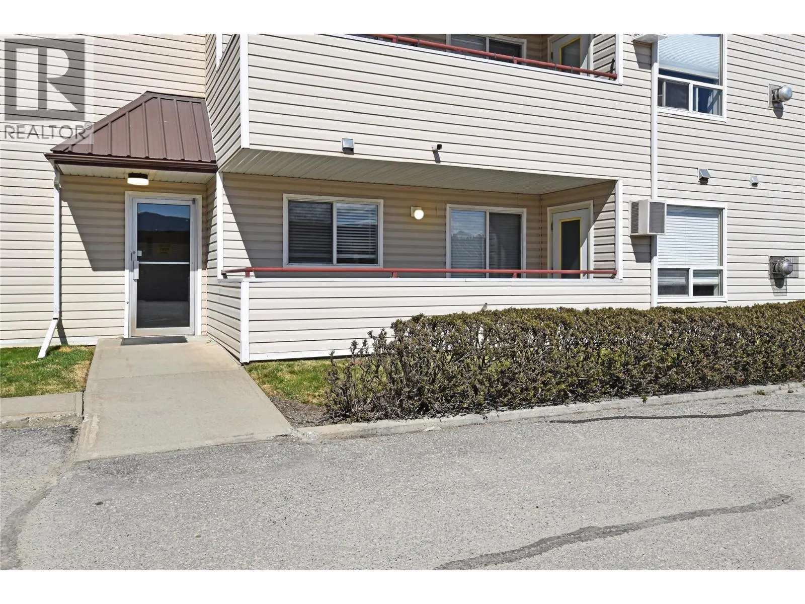 1201 Kokanee Drive N Unit# 106