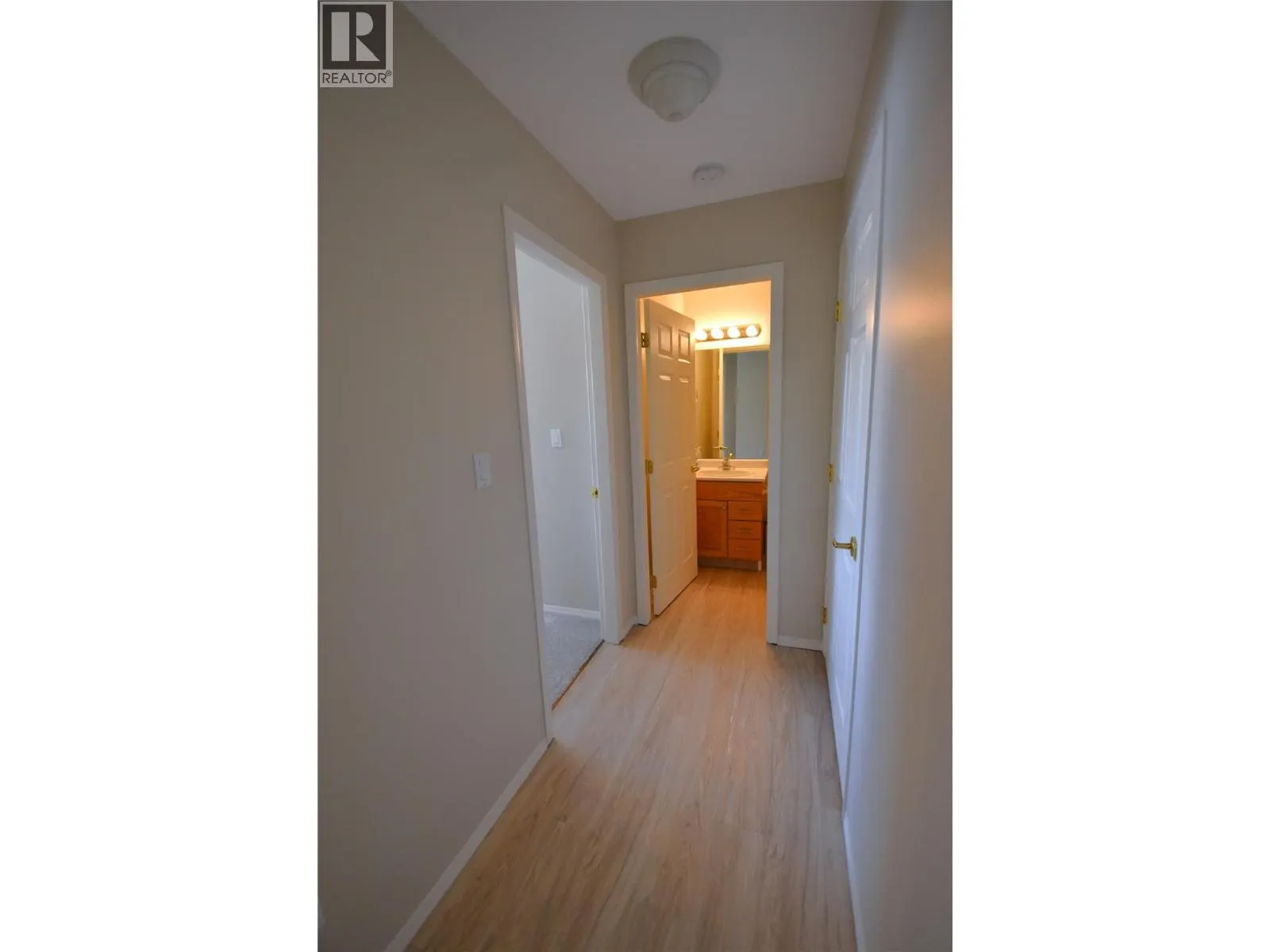 1201 Kokanee Drive N Unit# 106