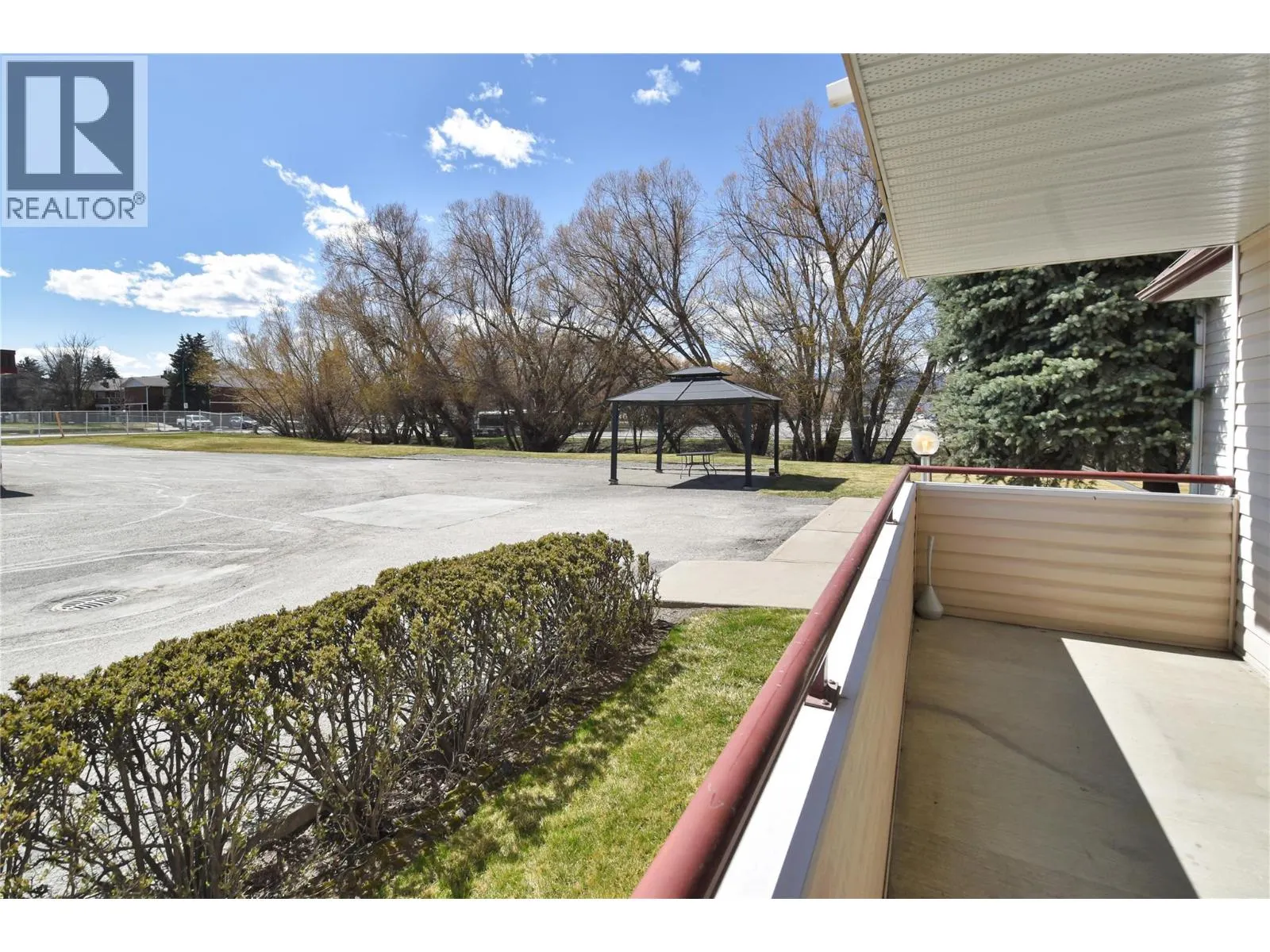 1201 Kokanee Drive N Unit# 106