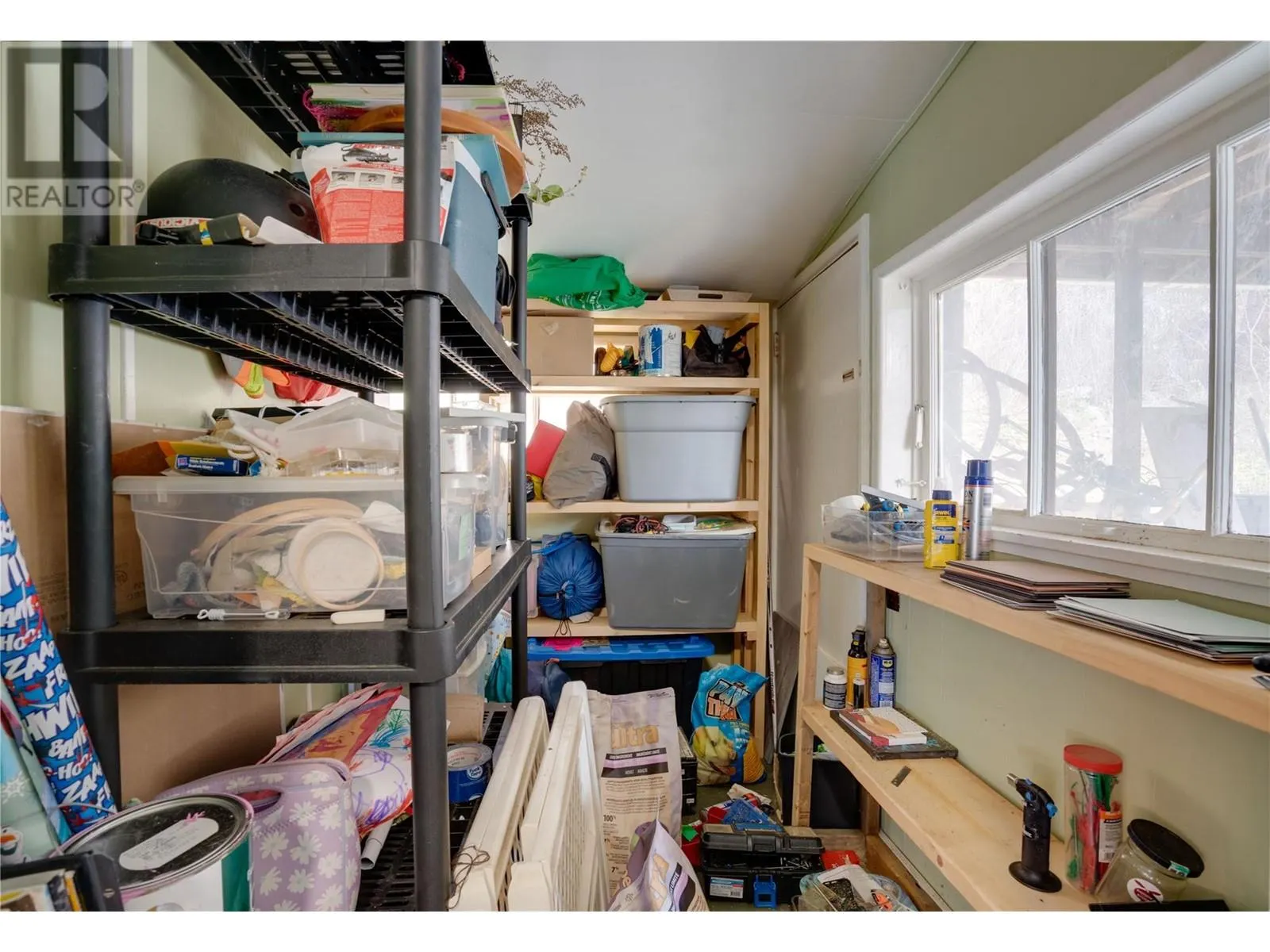 1131 COLUMBIA Heights