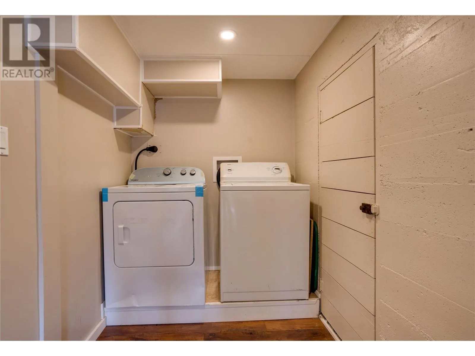 1131 COLUMBIA Heights