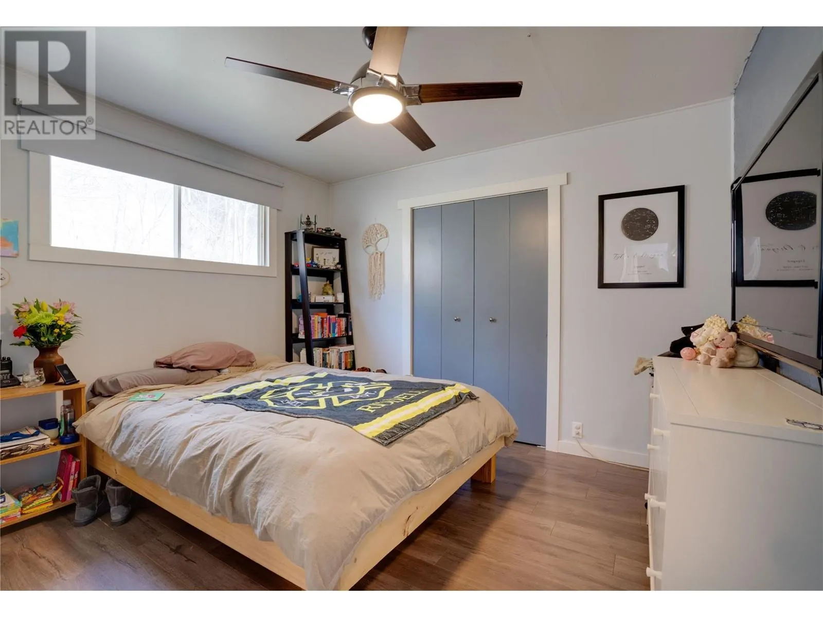 1131 COLUMBIA Heights