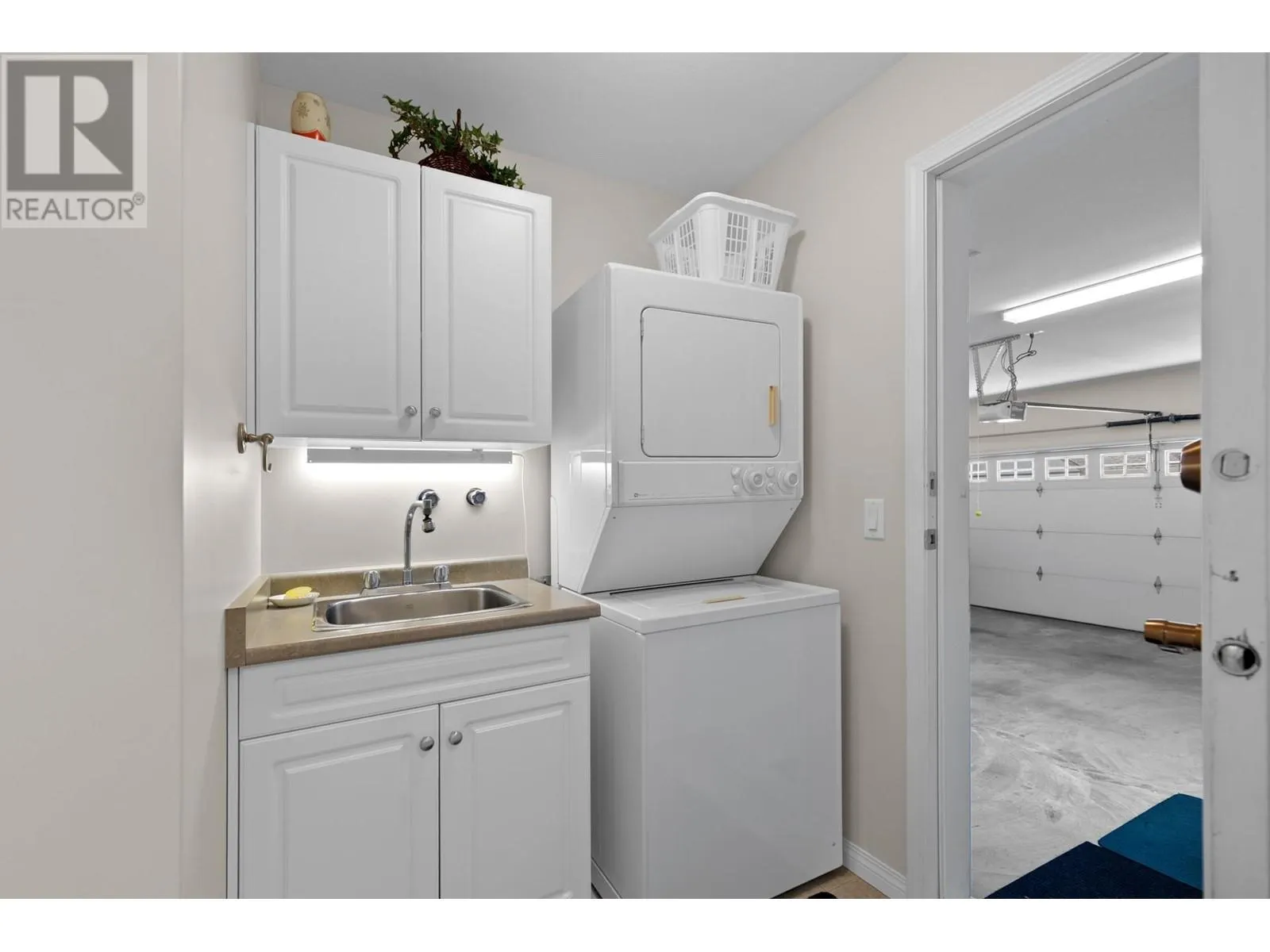 1188 Houghton Road Unit# 107