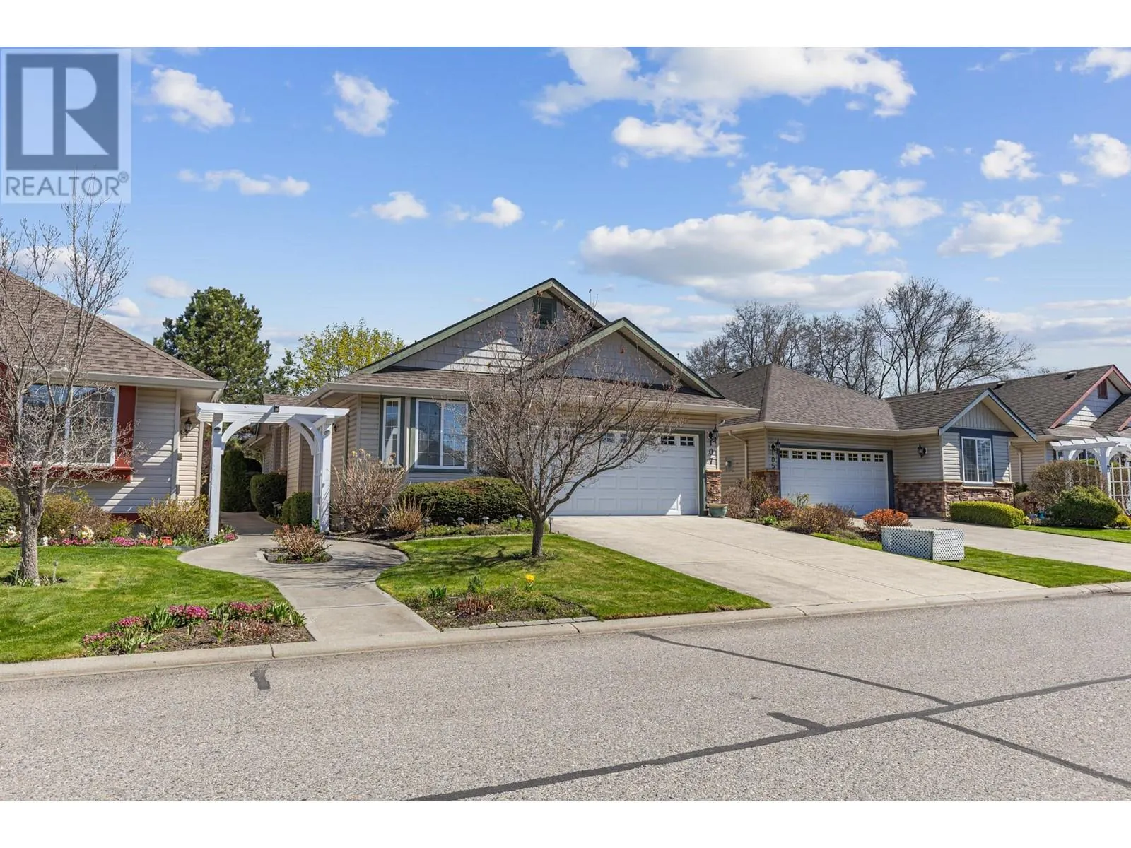 1188 Houghton Road Unit# 107