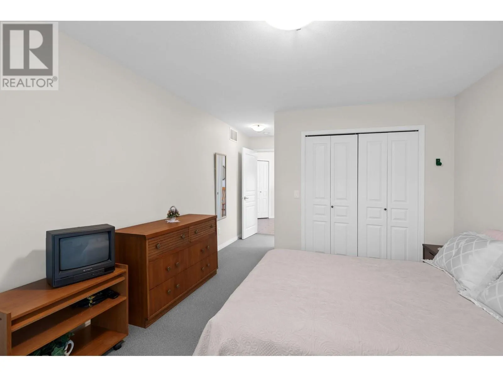 1188 Houghton Road Unit# 107