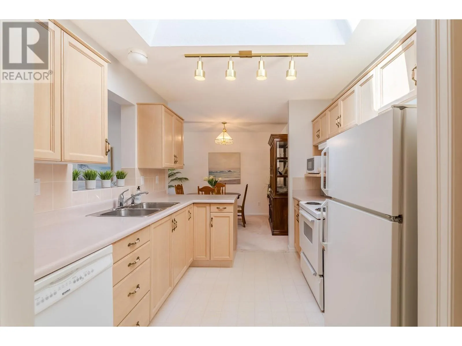 8905 Pineo Court Unit# 305