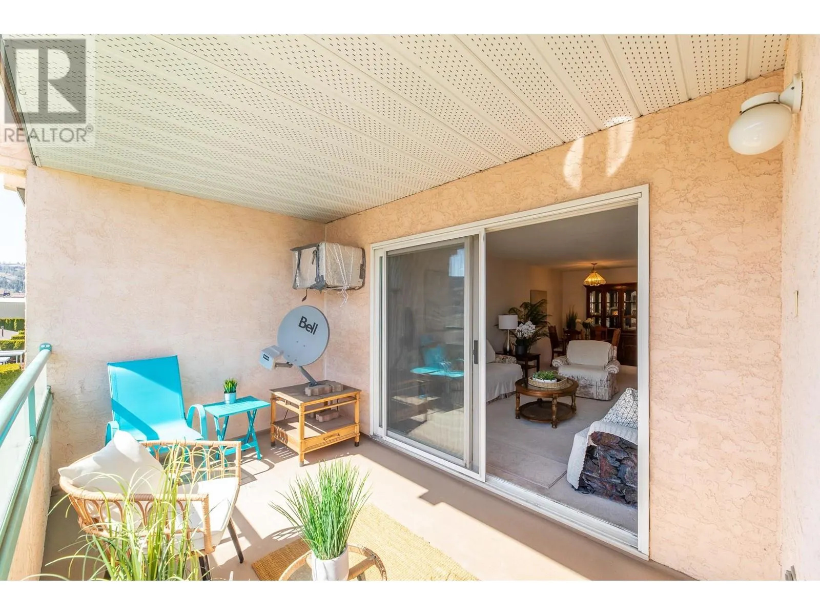 8905 Pineo Court Unit# 305