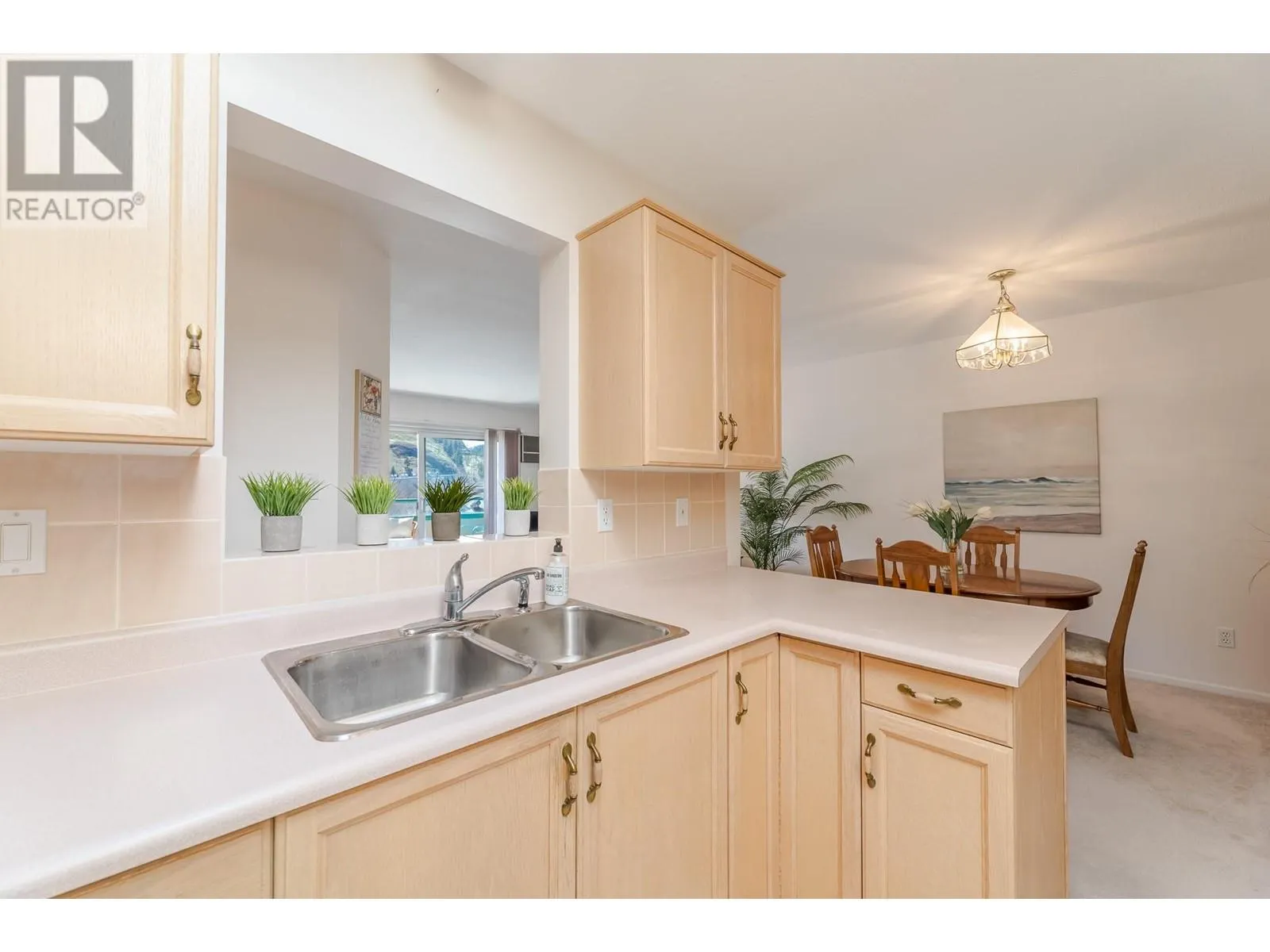 8905 Pineo Court Unit# 305