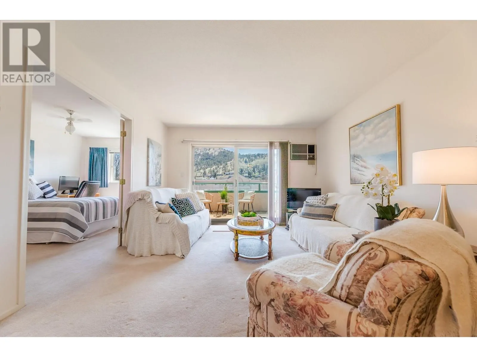 8905 Pineo Court Unit# 305