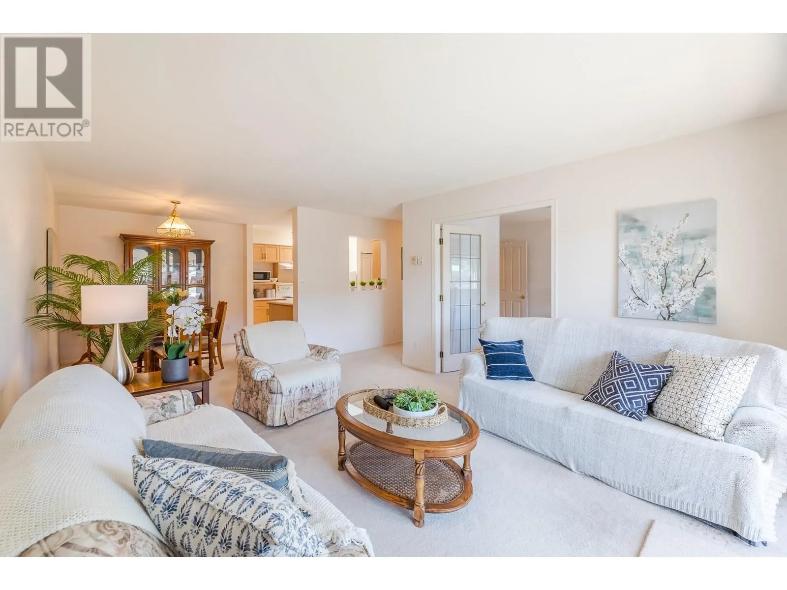 8905 Pineo Court Unit# 305
