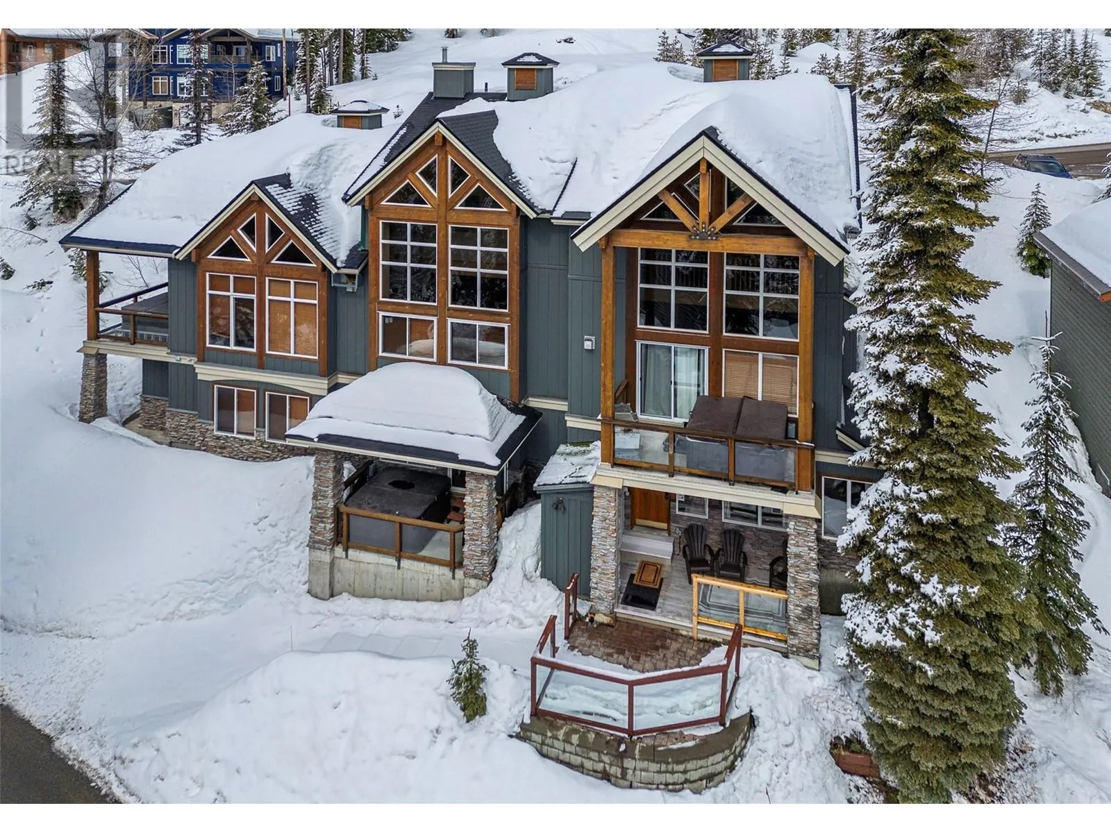 5837 C Snowpines Crescent