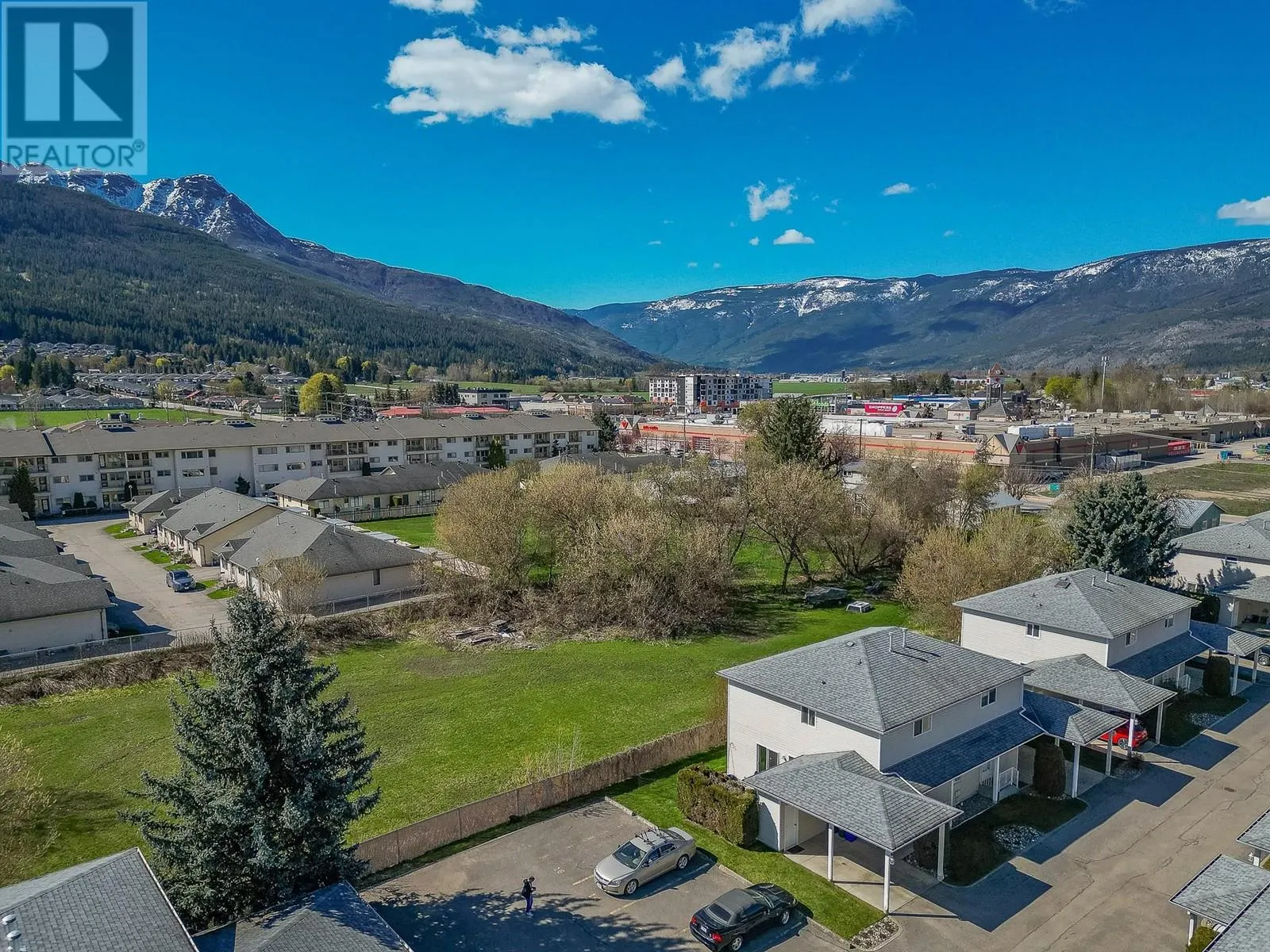 600 10 Street SW Unit# 15