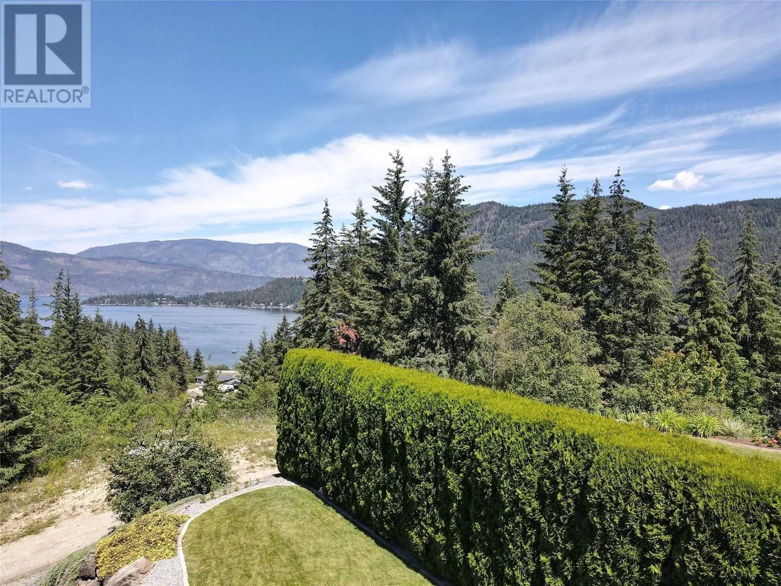 2573 Islandview Road