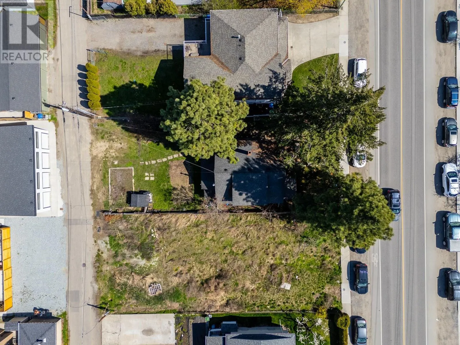 790 Cadder Avenue
