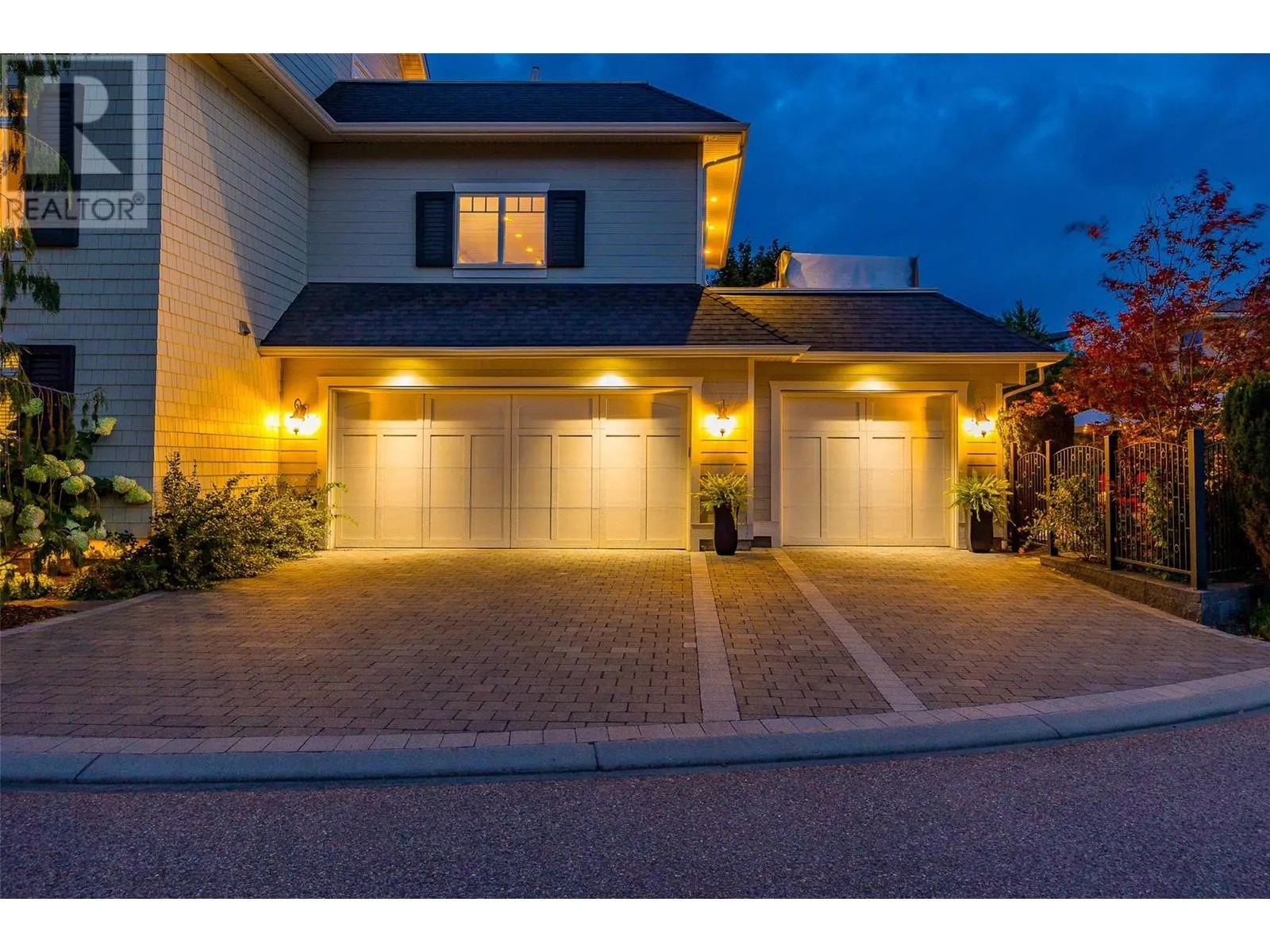 2410 Abbott Street Unit# 4