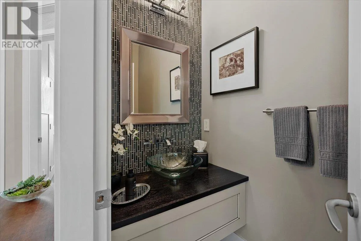 2410 Abbott Street Unit# 4
