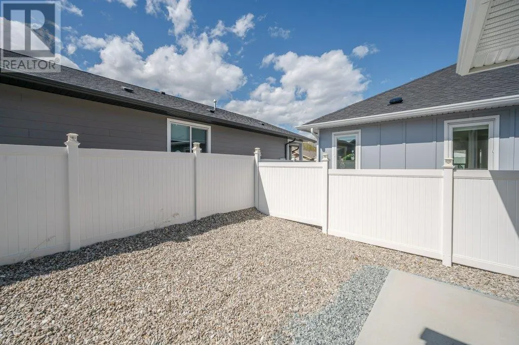 288 BENTGRASS Avenue