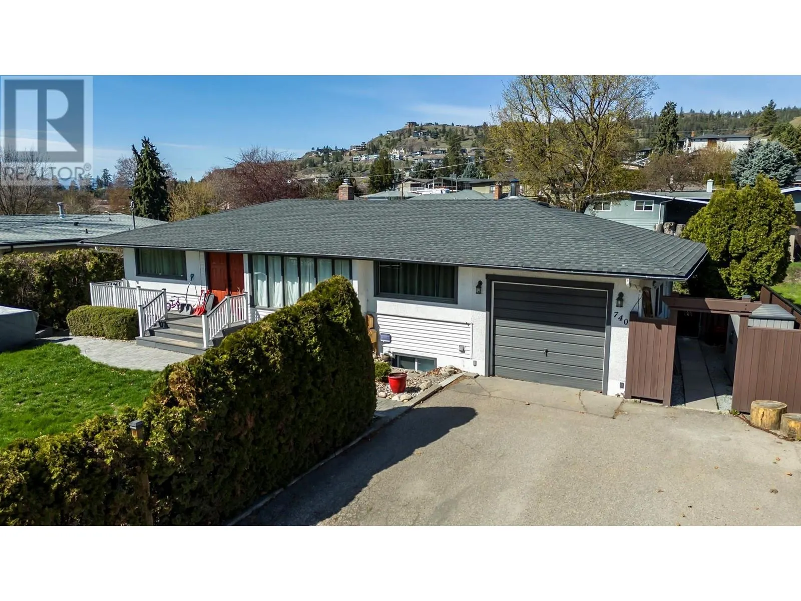 740 Glenmore Drive