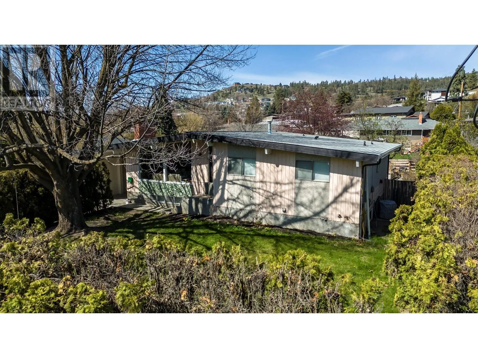 750 Glenmore Drive