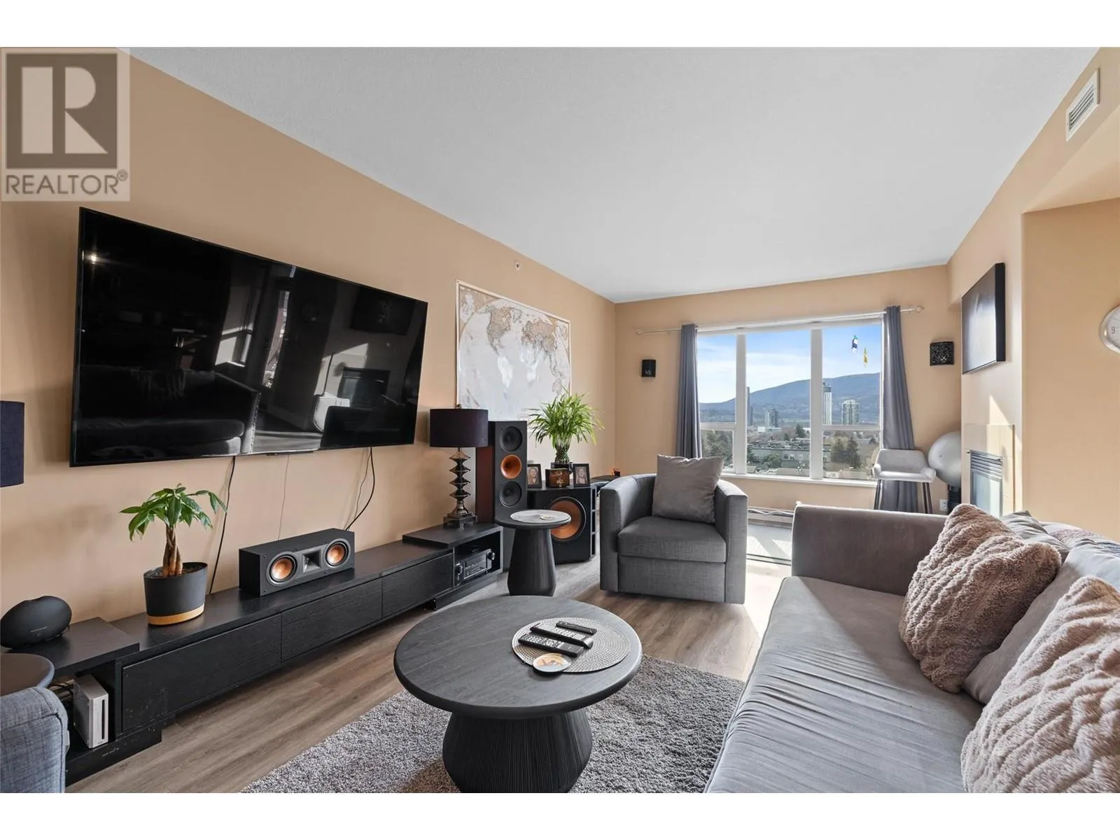 1160 Bernard Avenue Unit# 903