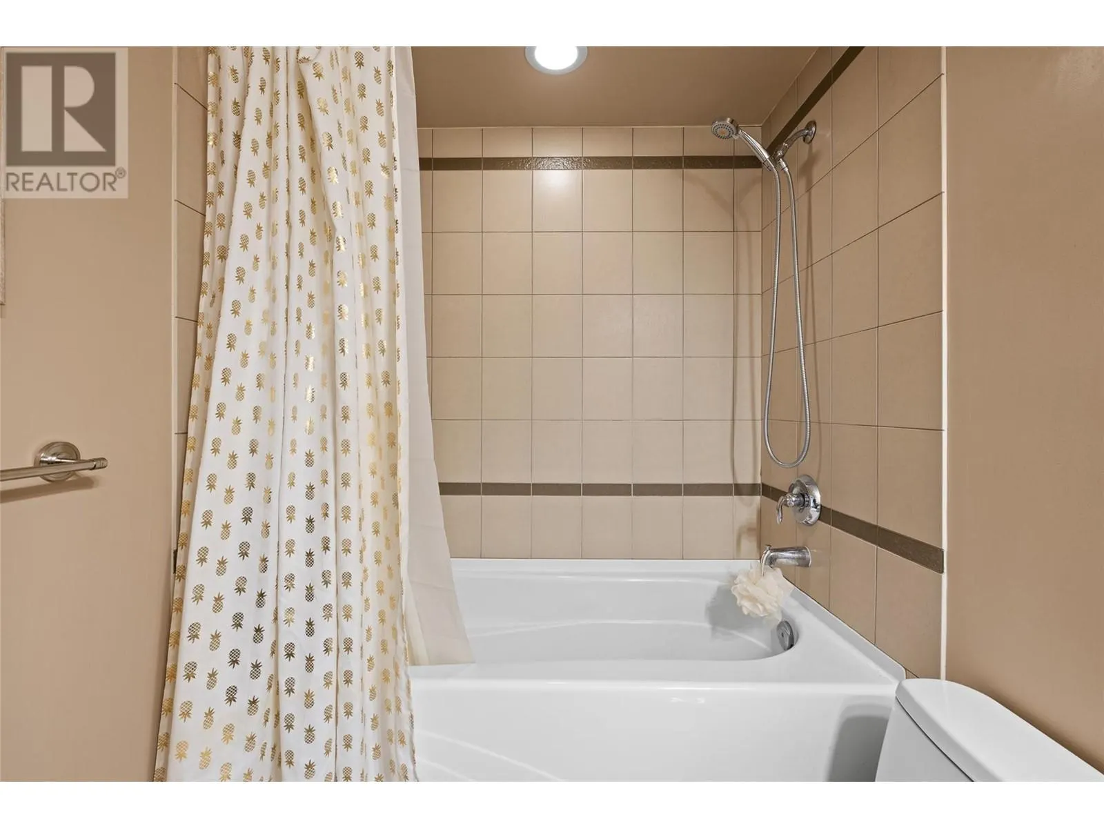 1160 Bernard Avenue Unit# 903