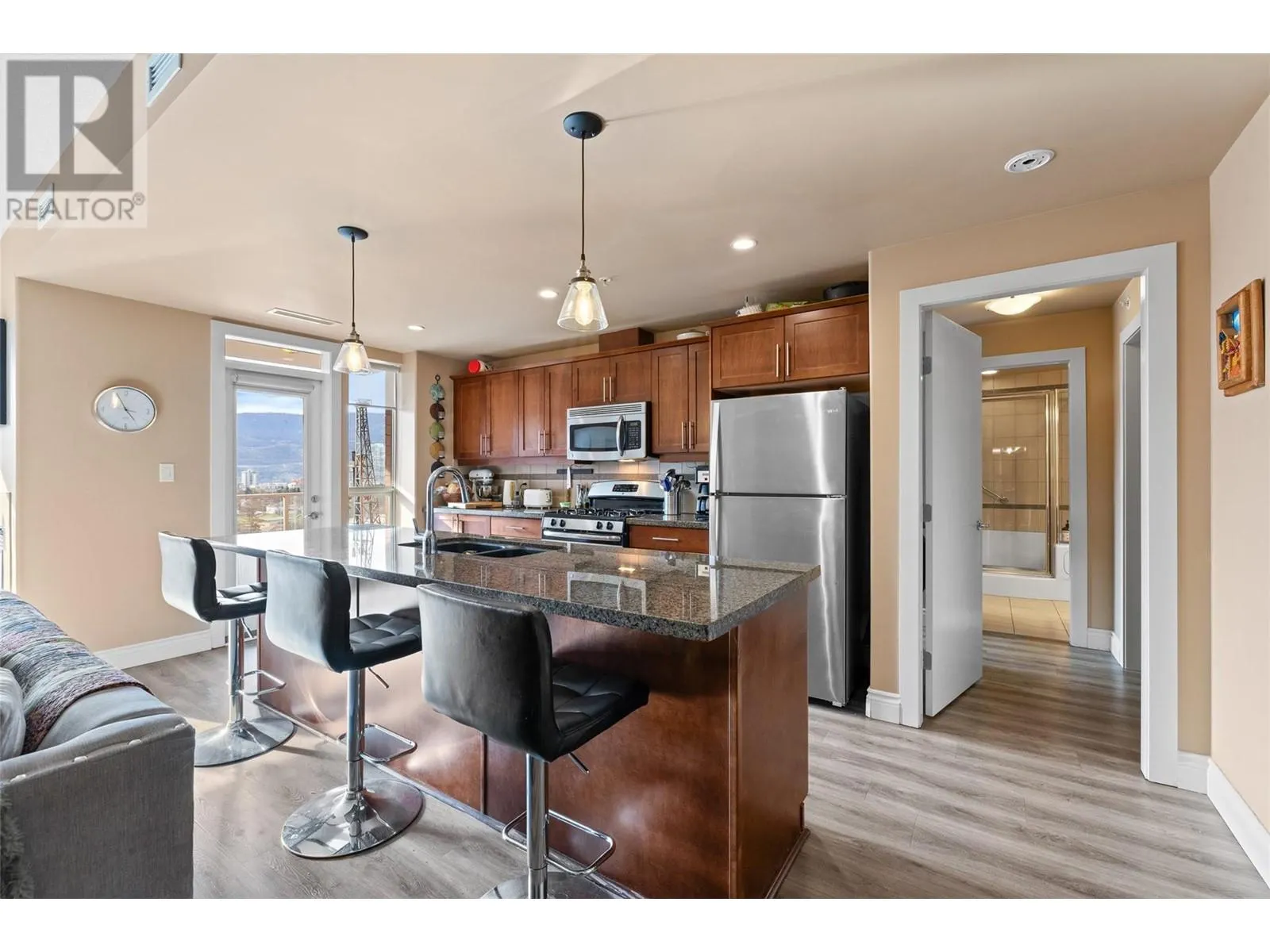 1160 Bernard Avenue Unit# 903