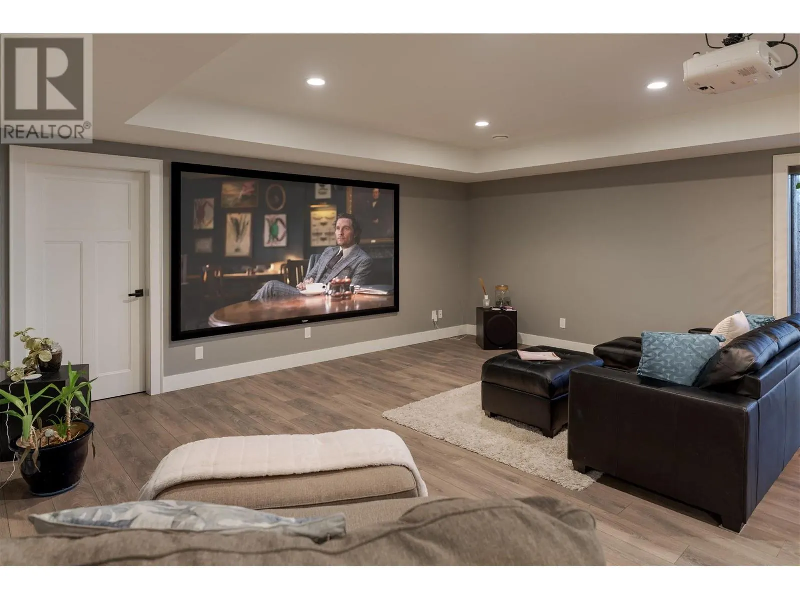460 Rockview Lane