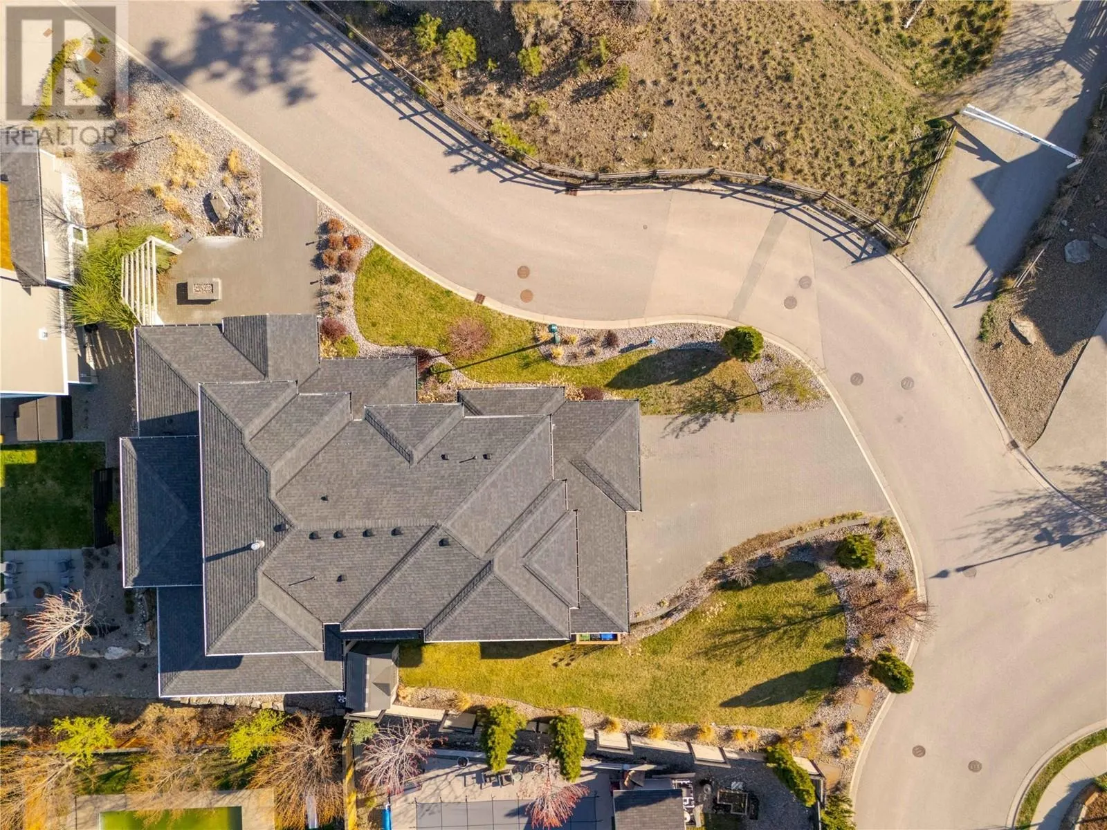 460 Rockview Lane
