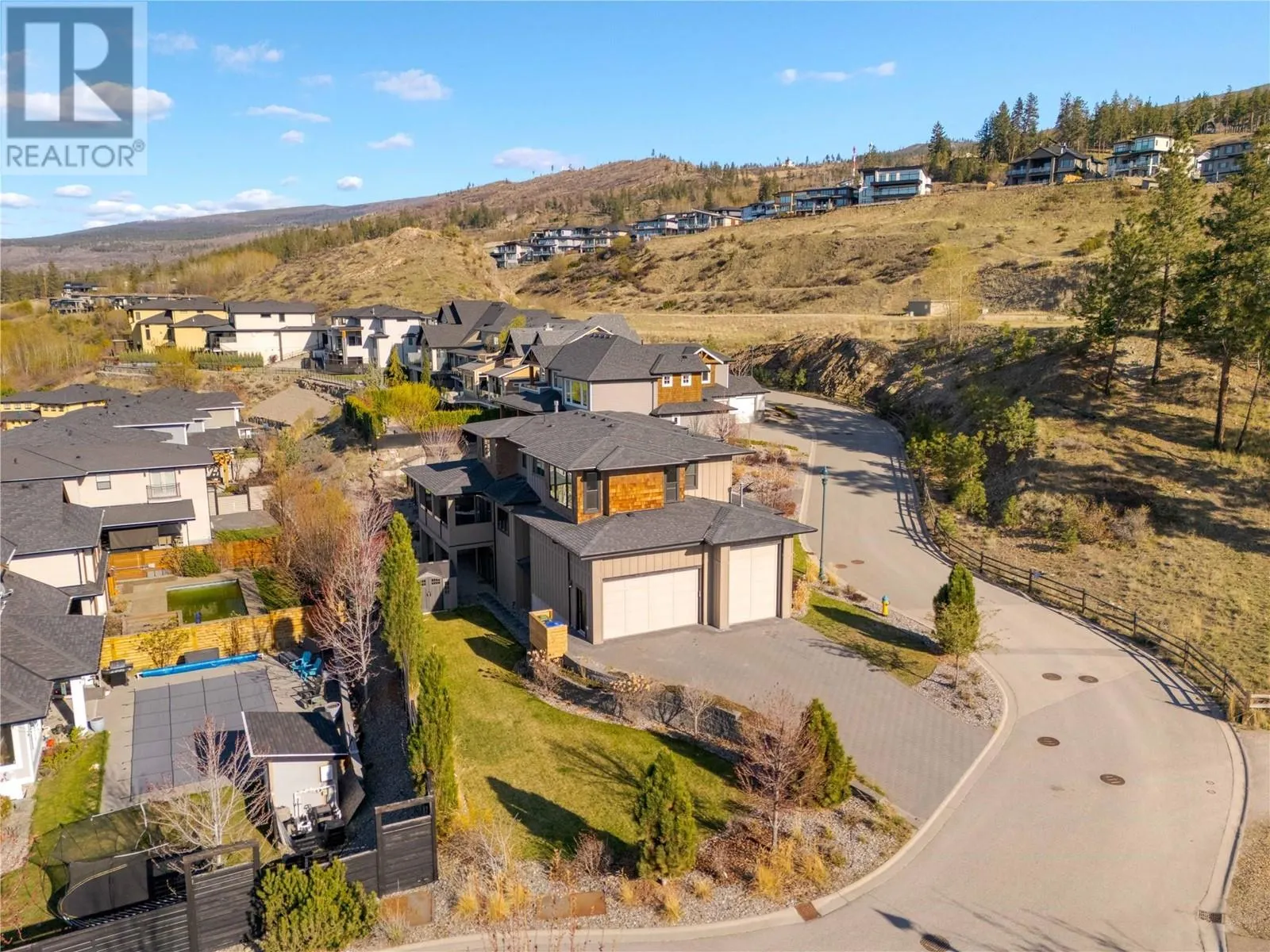 460 Rockview Lane