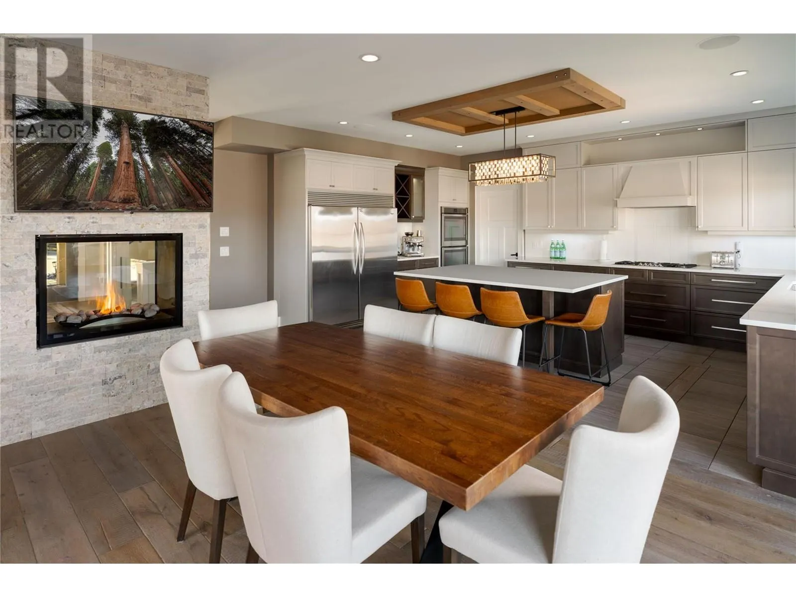 460 Rockview Lane