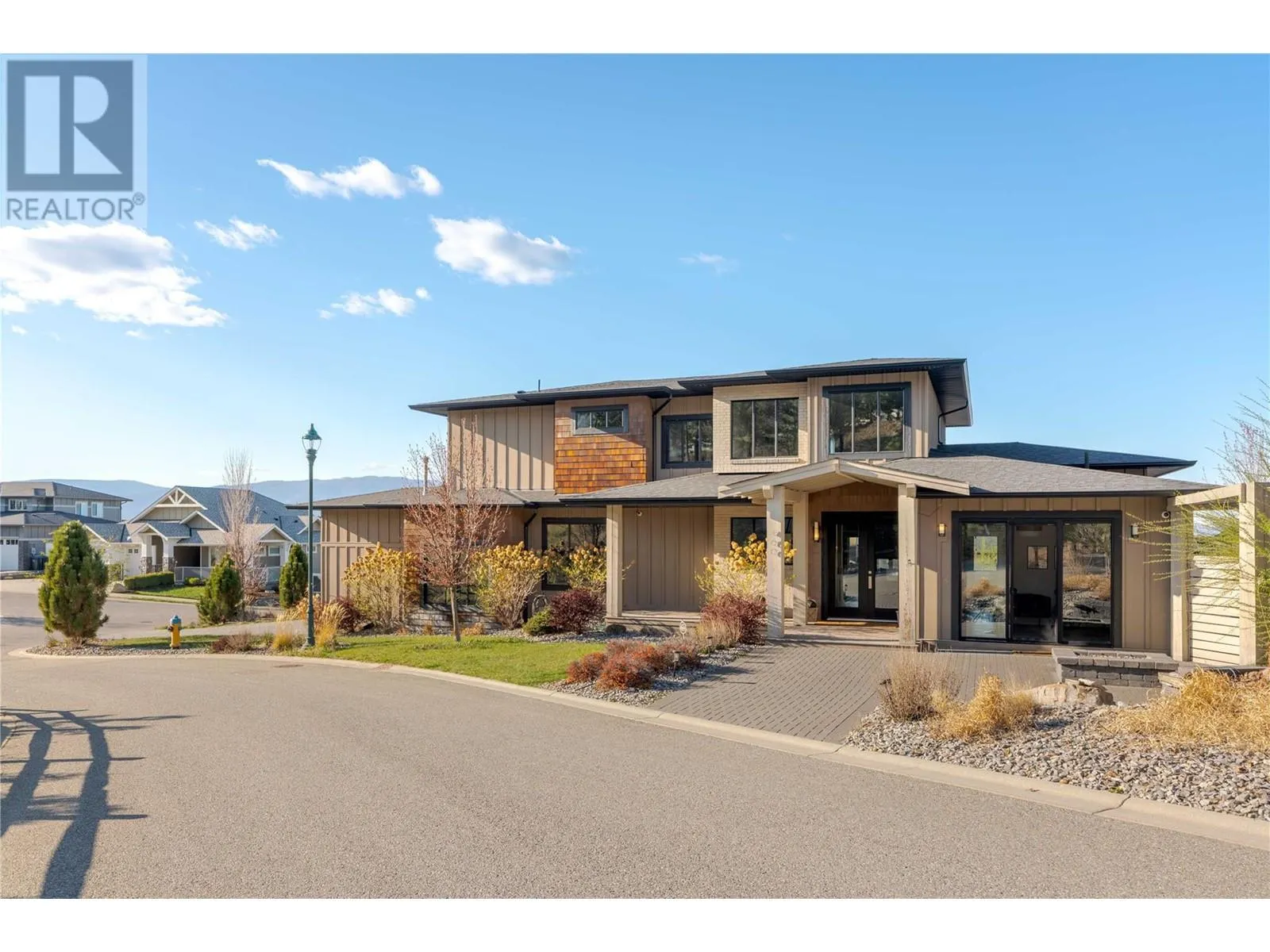 460 Rockview Lane