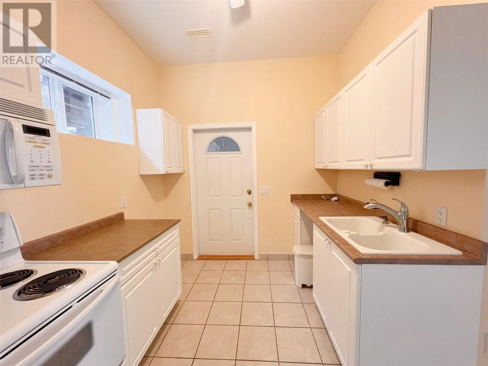 3765 Lornell Crescent
